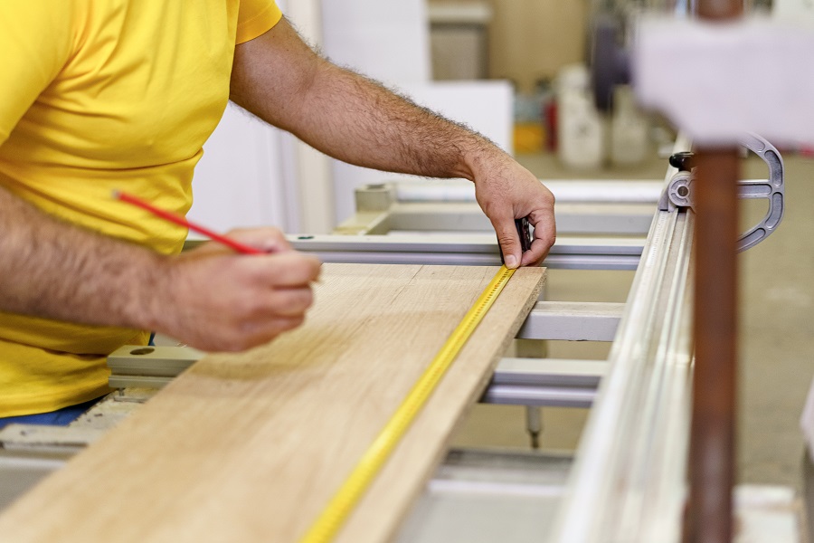 Menuiseries extérieures en bois Quels sont les avantages du bois pour les menuiseries extérieures ?